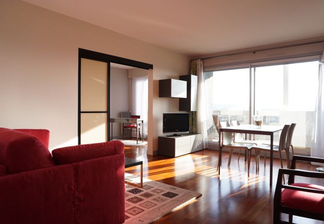 Apartment in Paris - Rue Saint Säens - Paris 15 - 215027