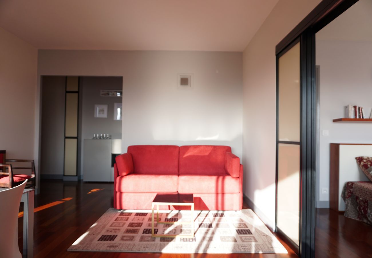 Apartment in Paris - Rue Saint Säens - Paris 15 - 215027