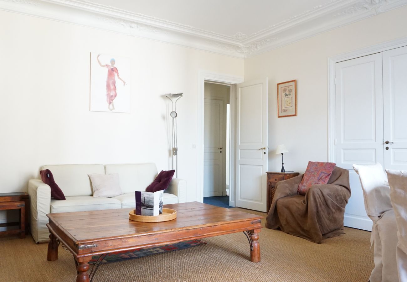 Apartment in Paris - Rue d'Arcole - Paris 4 - 204003