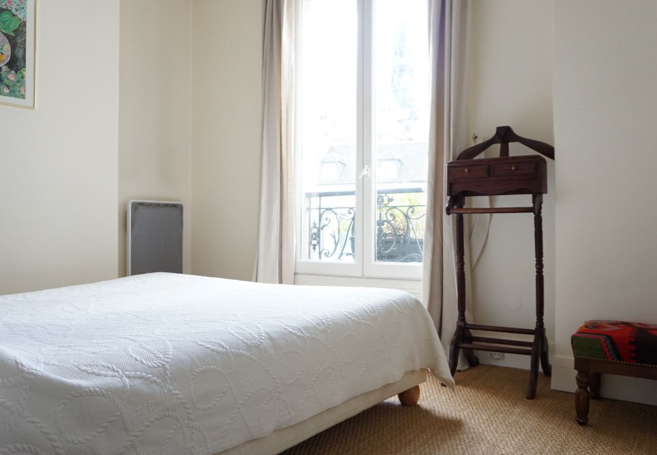 Apartment in Paris - Rue d'Arcole - Paris 4 - 204003