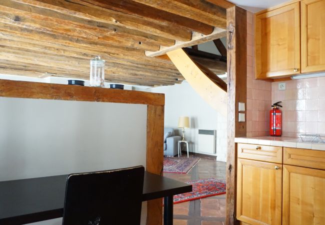 Apartment in Paris - Rue du Bourg Tibourg - Paris 4 - 204009