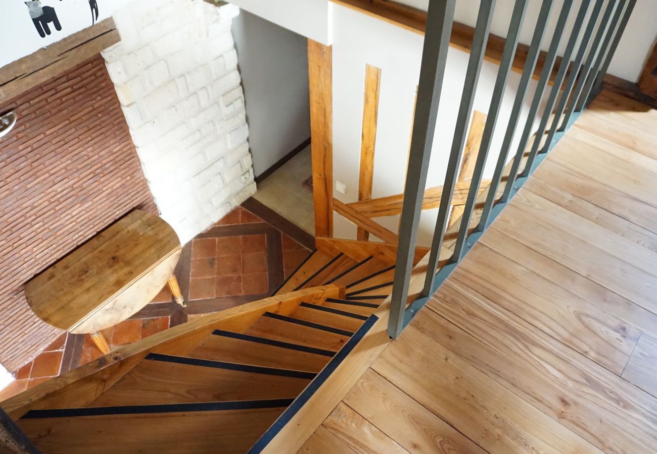 Apartment in Paris - Rue du Bourg Tibourg - Paris 4 - 204009