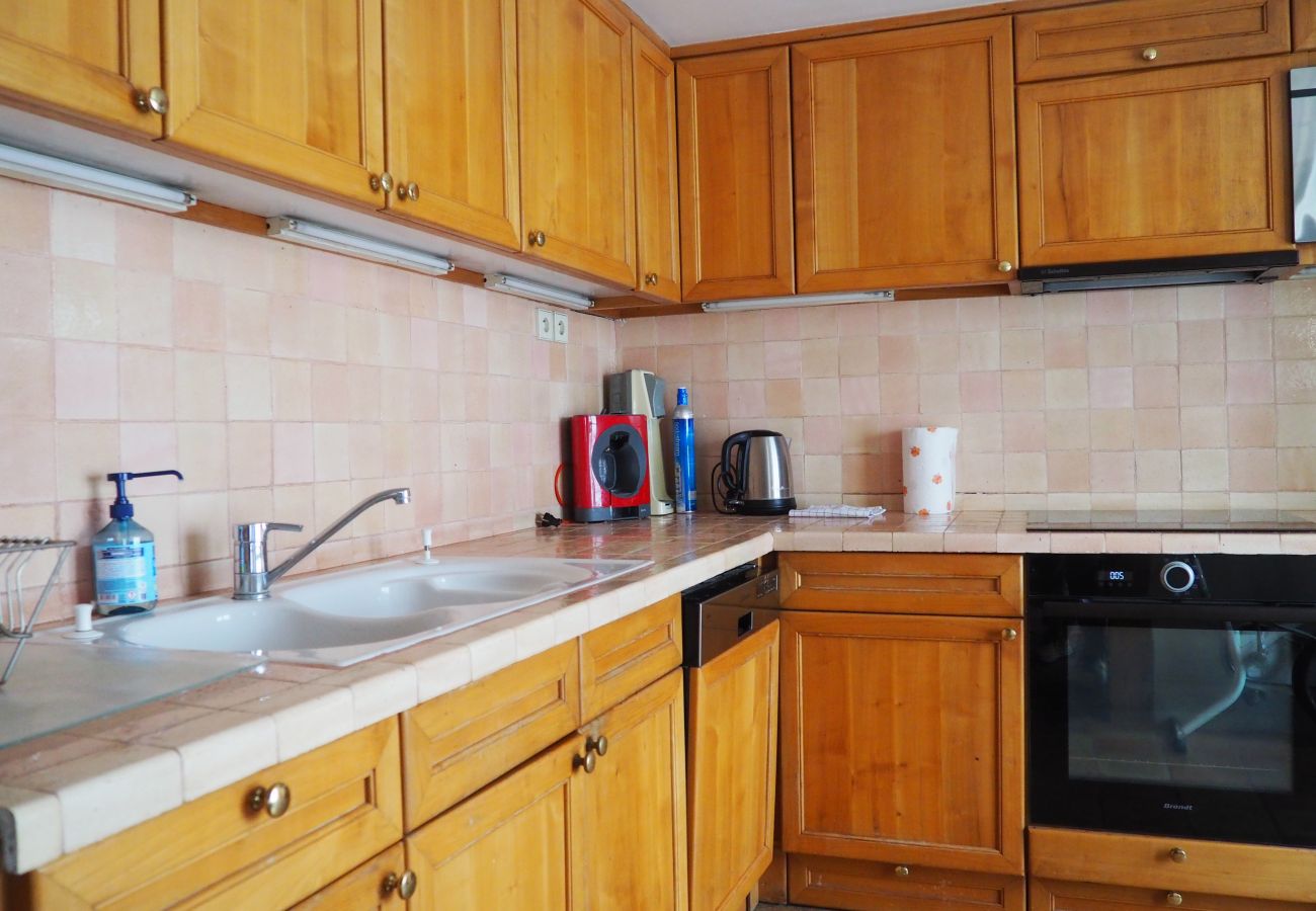 Apartment in Paris - Rue du Bourg Tibourg - Paris 4 - 204009