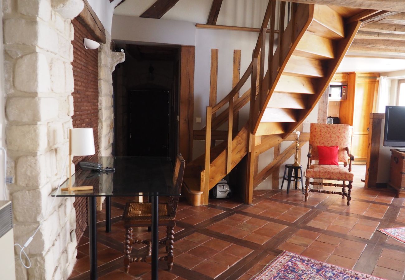 Apartment in Paris - Rue du Bourg Tibourg - Paris 4 - 204009