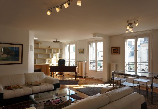 Apartment in Paris - Rue de la Chaussée d'Antin - Paris 9 - 209009