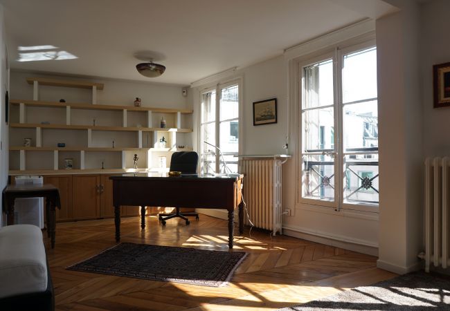 Apartment in Paris - Rue de la Chaussée d'Antin - Paris 9 - 209009