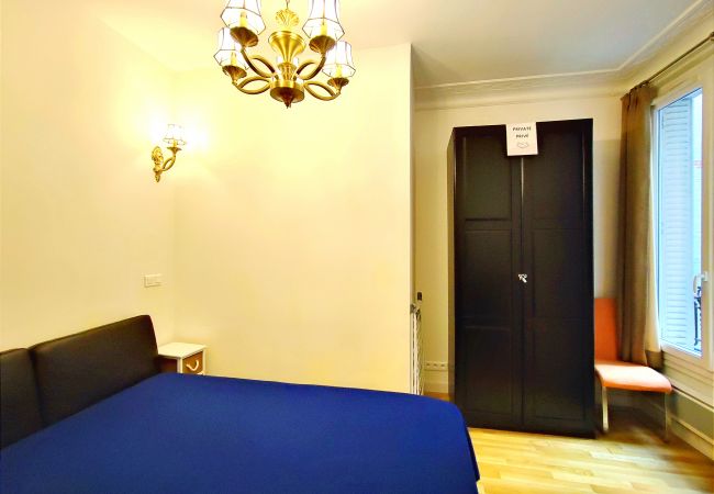 Apartment in Paris - Bd de Grenelle - Paris 15 - 215028