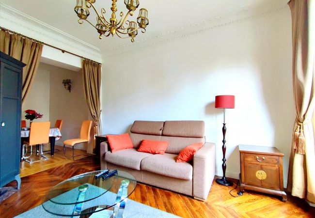 Apartment in Paris - Bd de Grenelle - Paris 15 - 215028