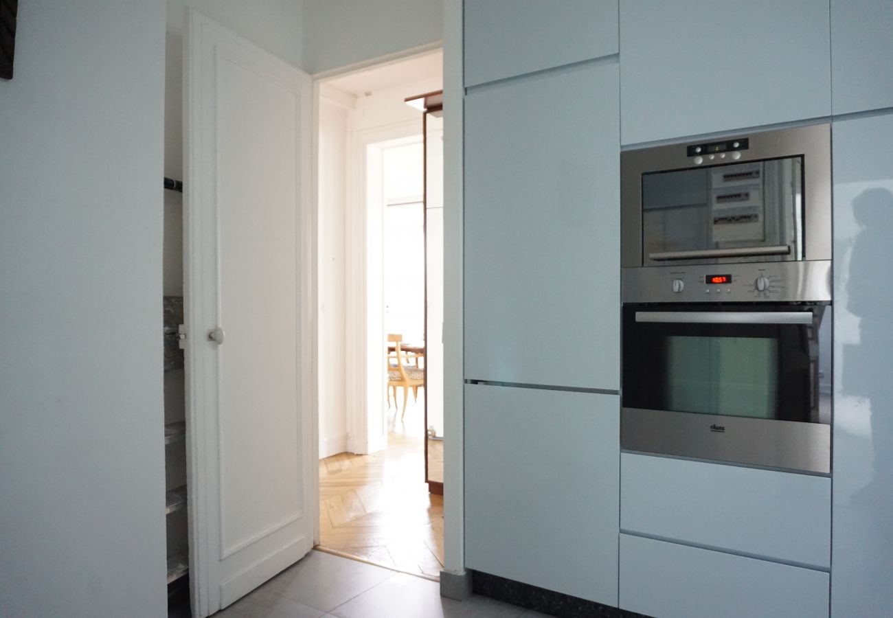 Apartment in Paris - Bd Flandrin - Paris 16 - 316121