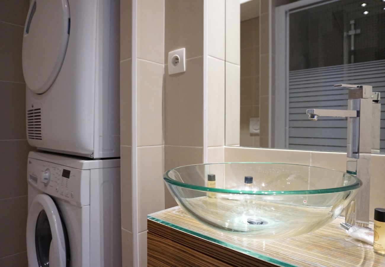 Apartment in Paris - Bd Flandrin - Paris 16 - 316121