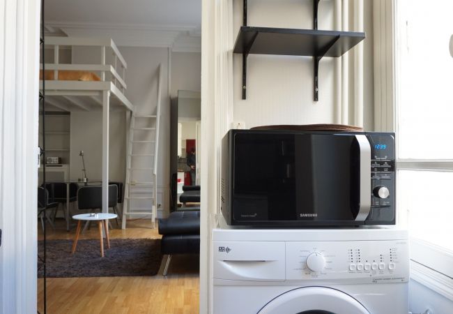 Studio in Paris - Rue Paul Valéry - Paris 16 - 116050 Studio in Paris - Rue Paul Valéry - Paris 16 - 116050