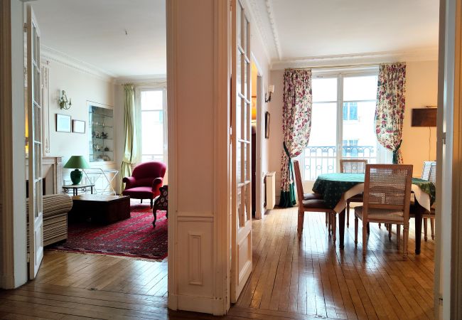 Apartment in Paris - Square Desaix - Paris 15 - 315015 Apartment in Paris - Square Desaix - Paris 15 - 315015