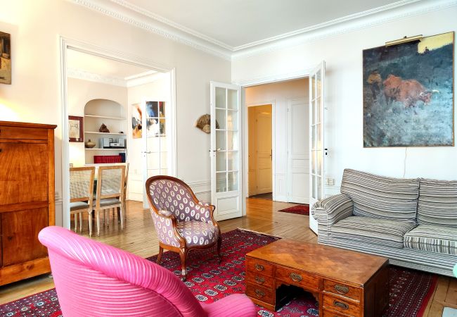 Apartment in Paris - Square Desaix - Paris 15 - 315015