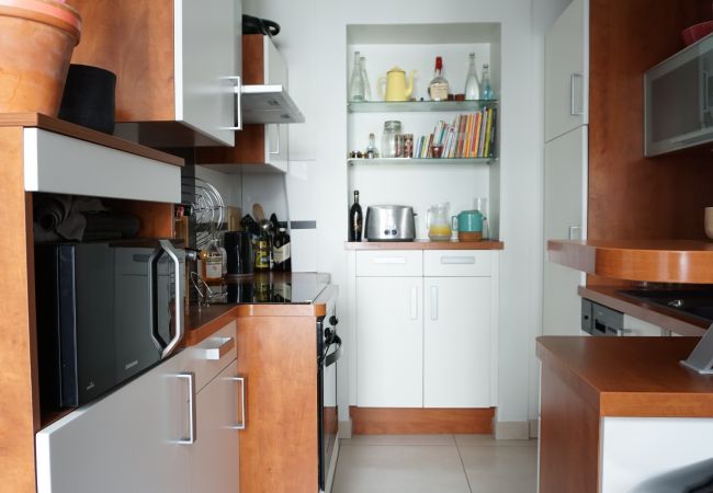 Apartment in Paris - Rue du Fbg Saint Honoré - Paris 8 - 208064 Apartment in Paris - Rue du Fbg Saint Honoré - Paris 8 - 208064