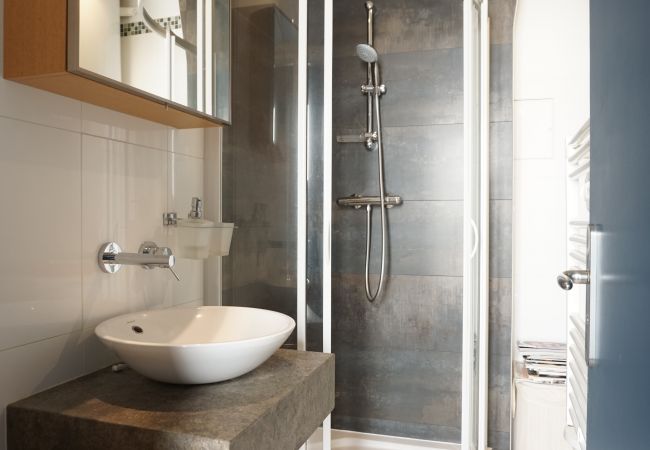 Apartment in Paris - Rue du Fbg Saint Honoré - Paris 8 - 208064 Apartment in Paris - Rue du Fbg Saint Honoré - Paris 8 - 208064