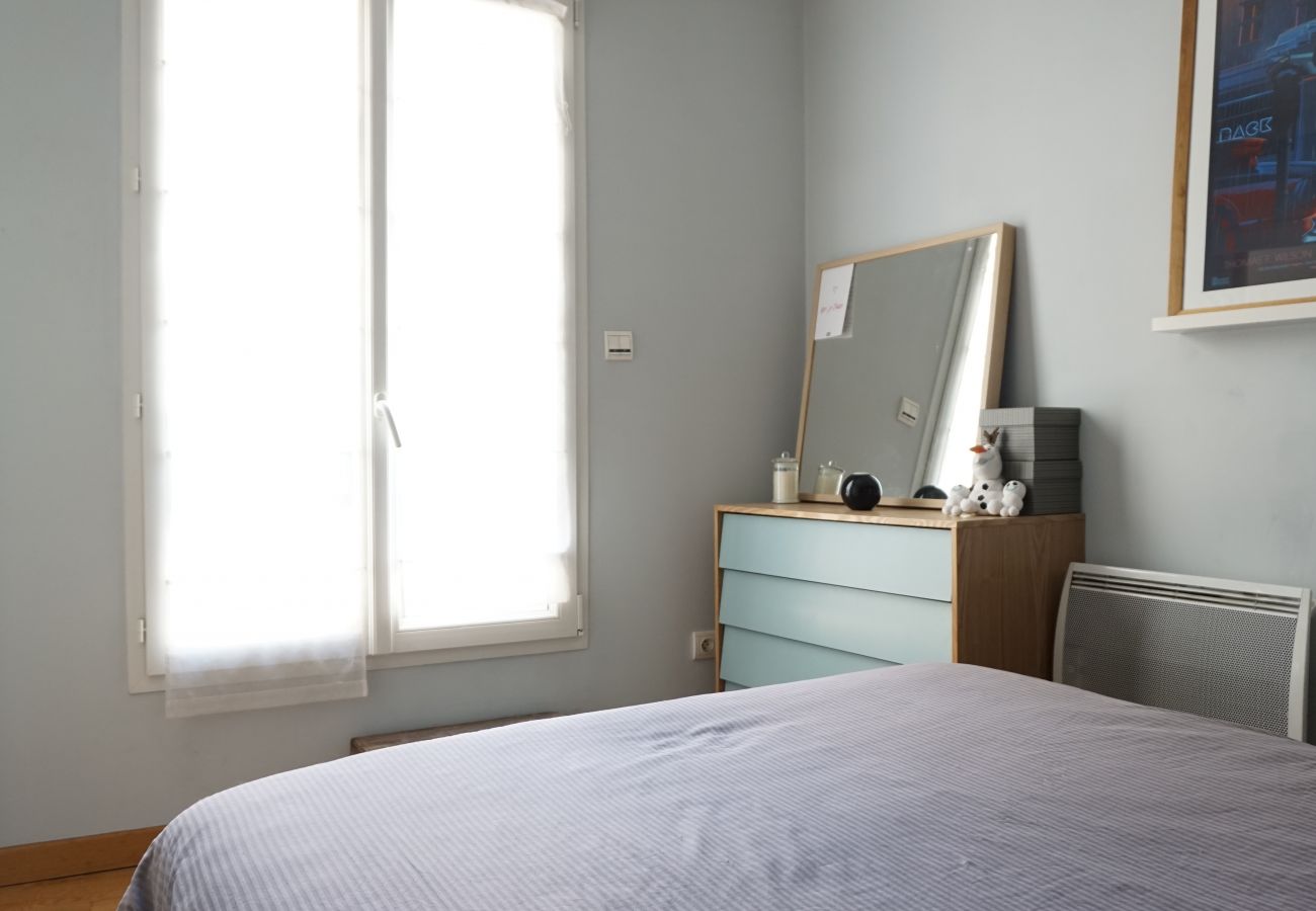 Apartment in Paris - Rue du Fbg Saint Honoré - Paris 8 - 208064
