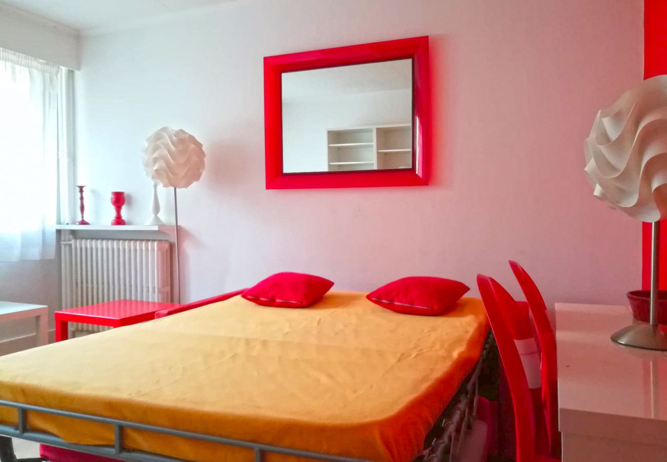Studio in Paris - Rue Saint Charles - Paris 15 - 115005