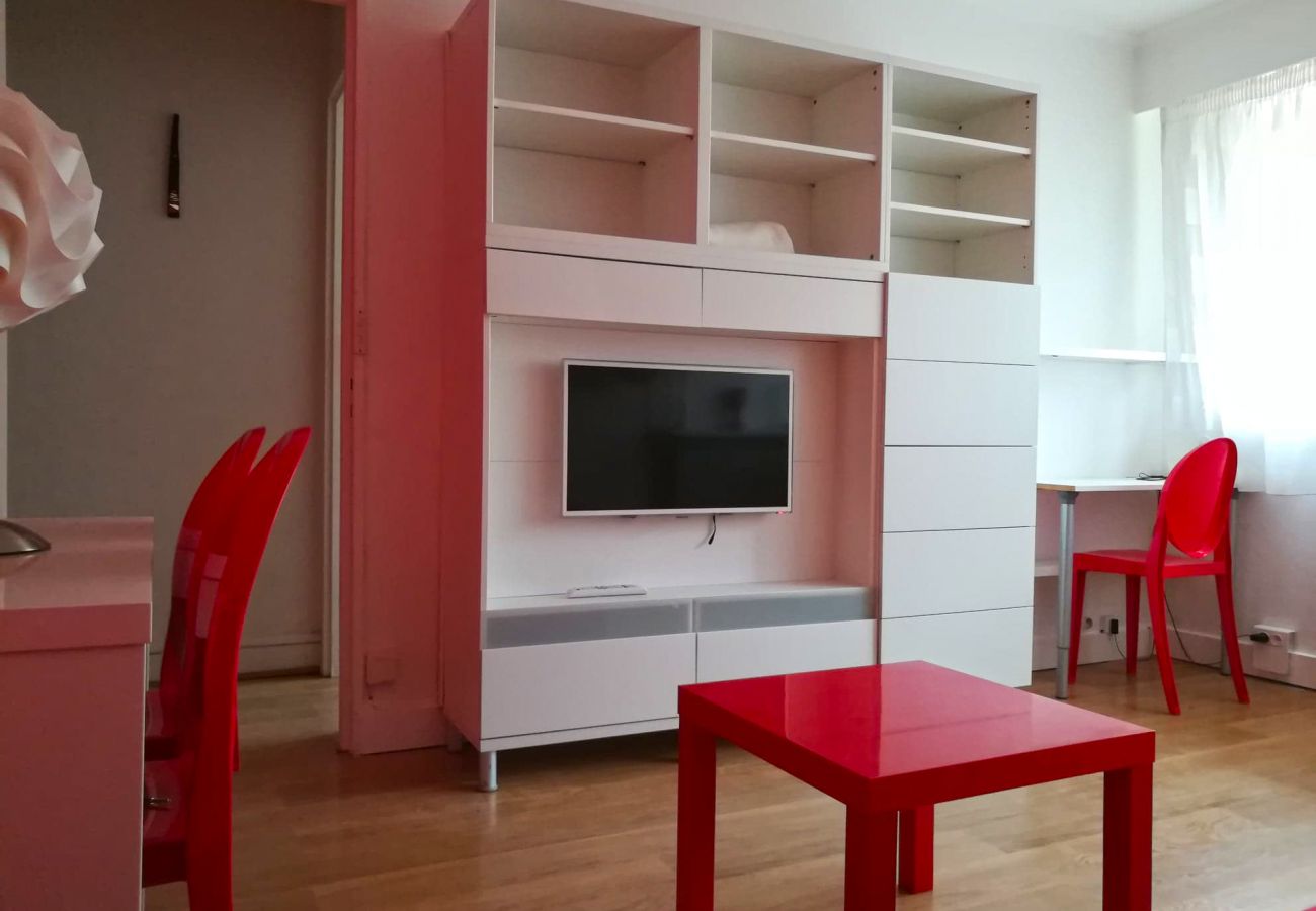 Studio in Paris - Rue Saint Charles - Paris 15 - 115005