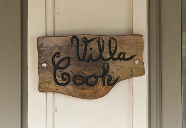 Villa in Papetoai - Beach Villa Cook - Robinson's Cove Villa in Papetoai - Beach Villa Cook - Robinson's Cove