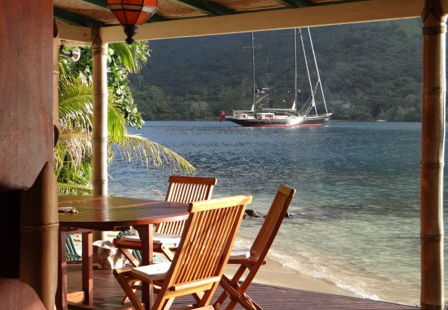 Villa in Papetoai - Beach Villa Cook - Robinson's Cove Villa in Papetoai - Beach Villa Cook - Robinson's Cove