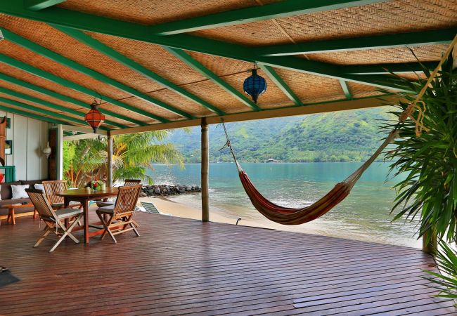 Villa in Papetoai - Beach Villa Cook - Robinson's Cove Villa in Papetoai - Beach Villa Cook - Robinson's Cove