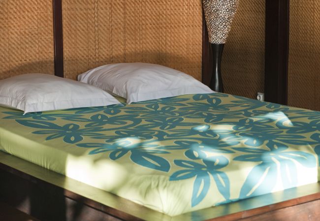 Villa in Papetoai - Beach Villa Wallis - Robinson's Cove Villa in Papetoai - Beach Villa Wallis - Robinson's Cove