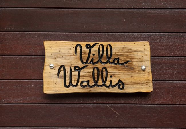 Villa in Papetoai - Beach Villa Wallis - Robinson's Cove Villa in Papetoai - Beach Villa Wallis - Robinson's Cove