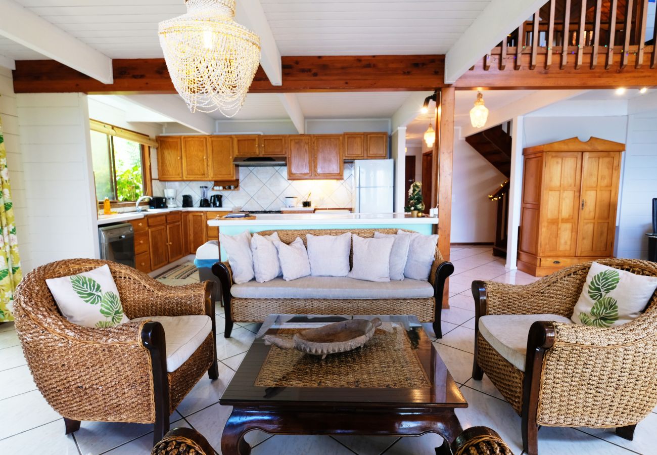 Villa in Maharepa - #2 Beach Villa Bliss by TAHITI VILLAS