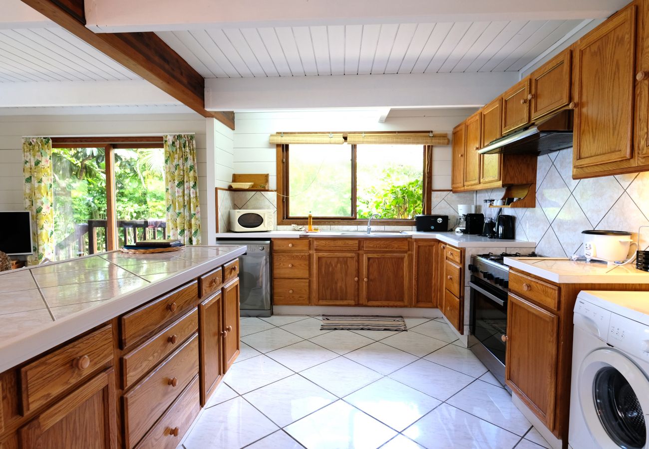 Villa in Maharepa - #2 Beach Villa Bliss by TAHITI VILLAS