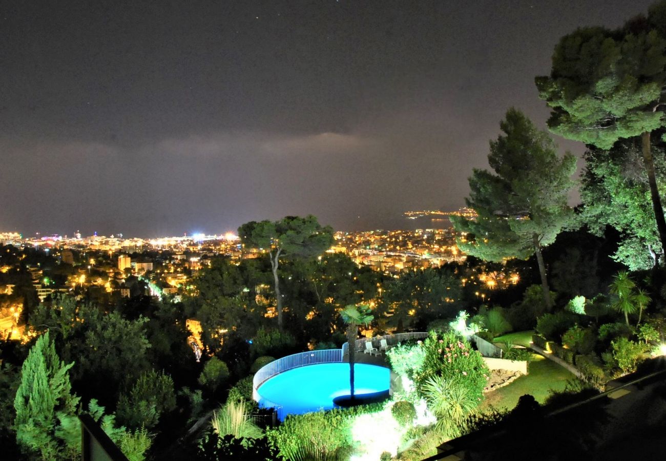 Apartment in Le Cannet - Cannes Splendid Bay View - Le Capeou