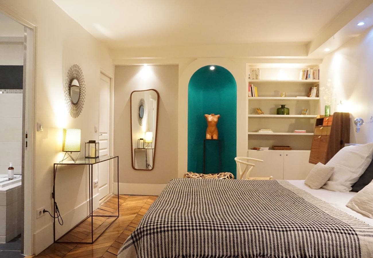 Apartment in Paris - Rue de Penthièvre - Paris 8 - 308008