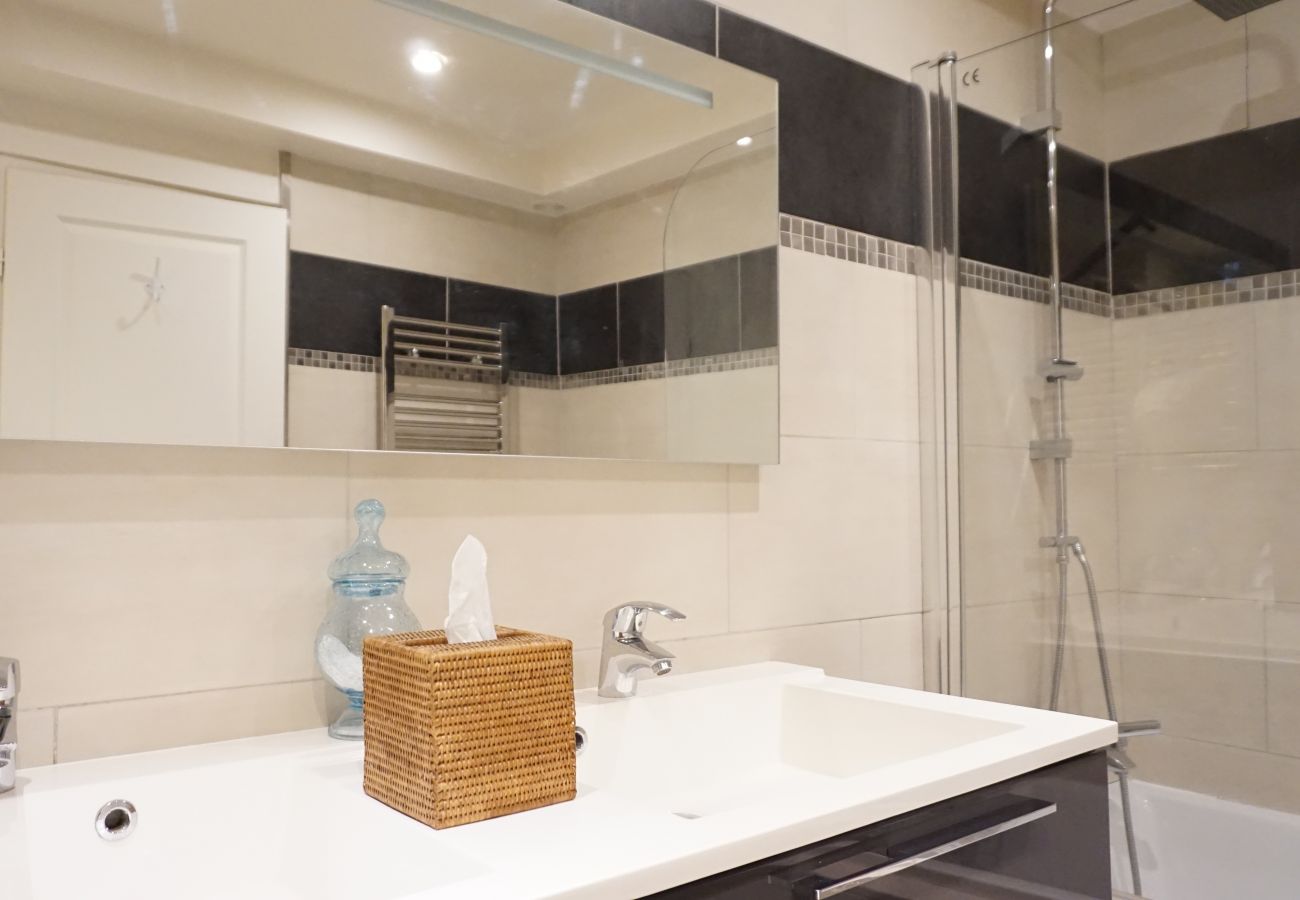 Apartment in Paris - Rue de Penthièvre - Paris 8 - 308008