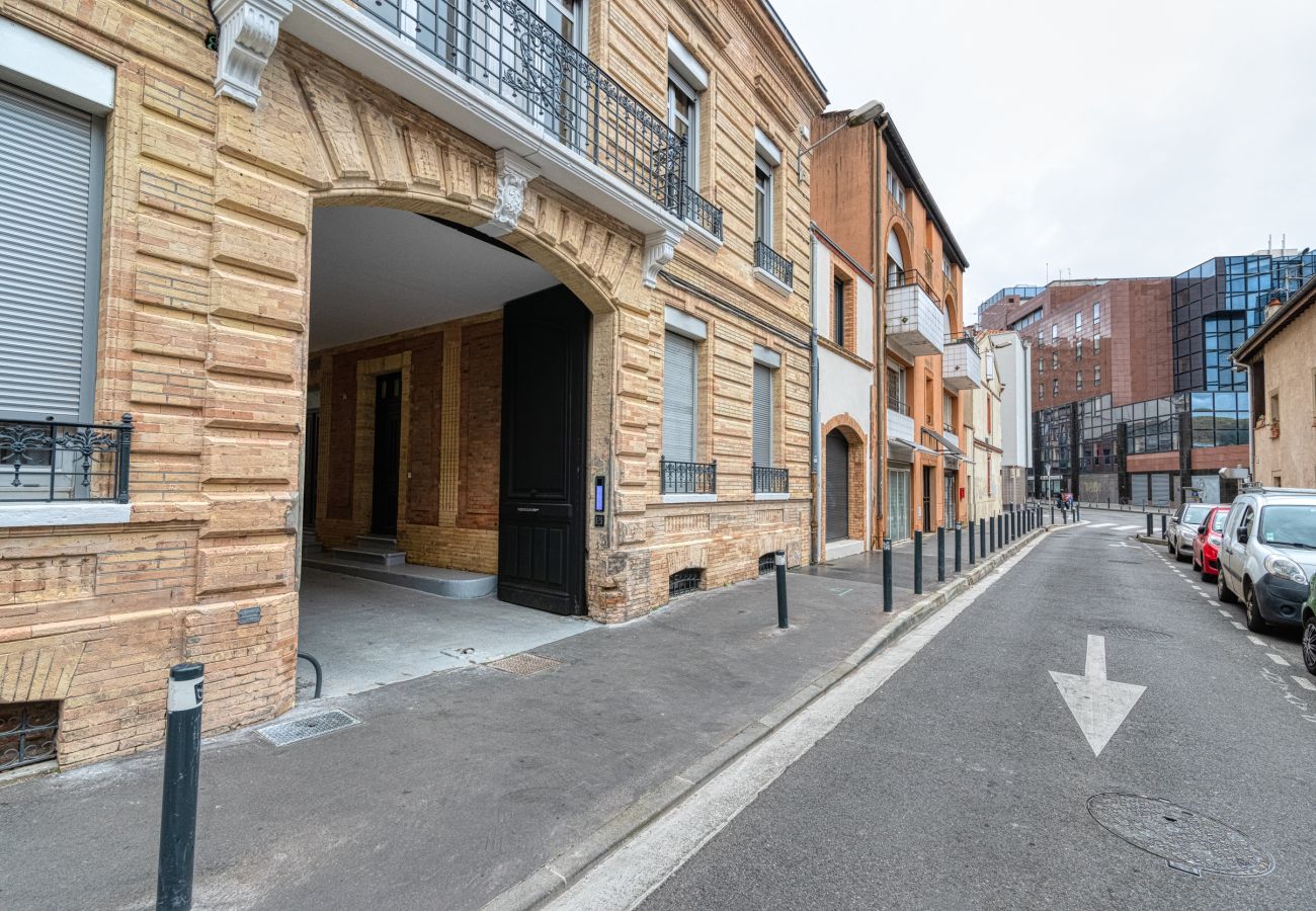 Apartment in Toulouse - COMPANS CAFFARELLI Hyper Centre