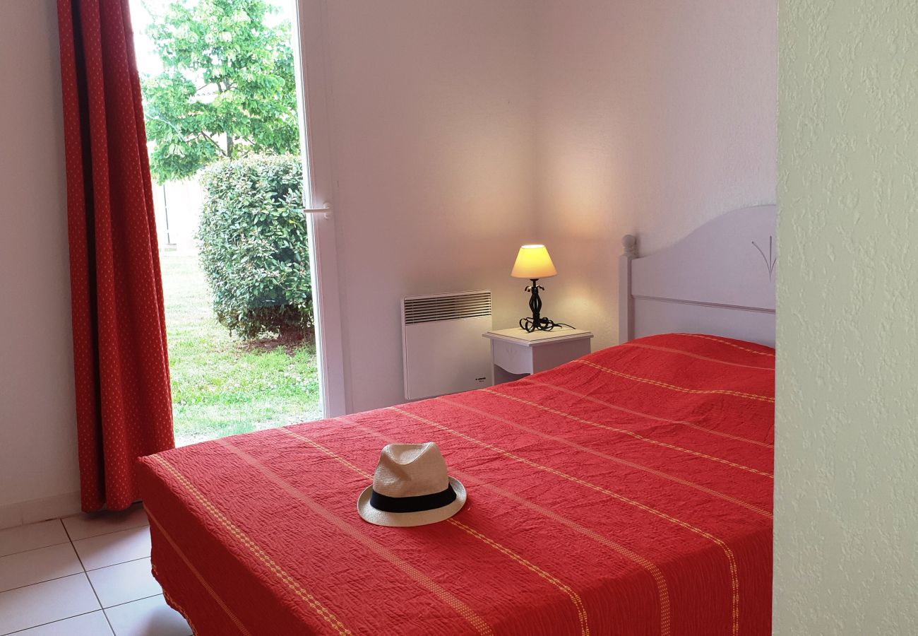 Townhouse in Saint-Saturnin-lès-Avignon - RDL4P8133 - Bastide 6/8 personnes