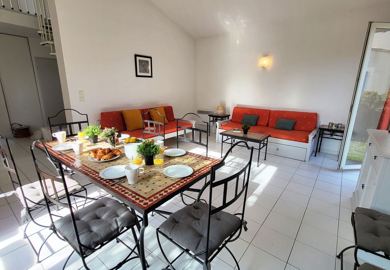 Villa in Saint-Saturnin-lès-Avignon - RDL4P8V05 - Villa 8 personnes