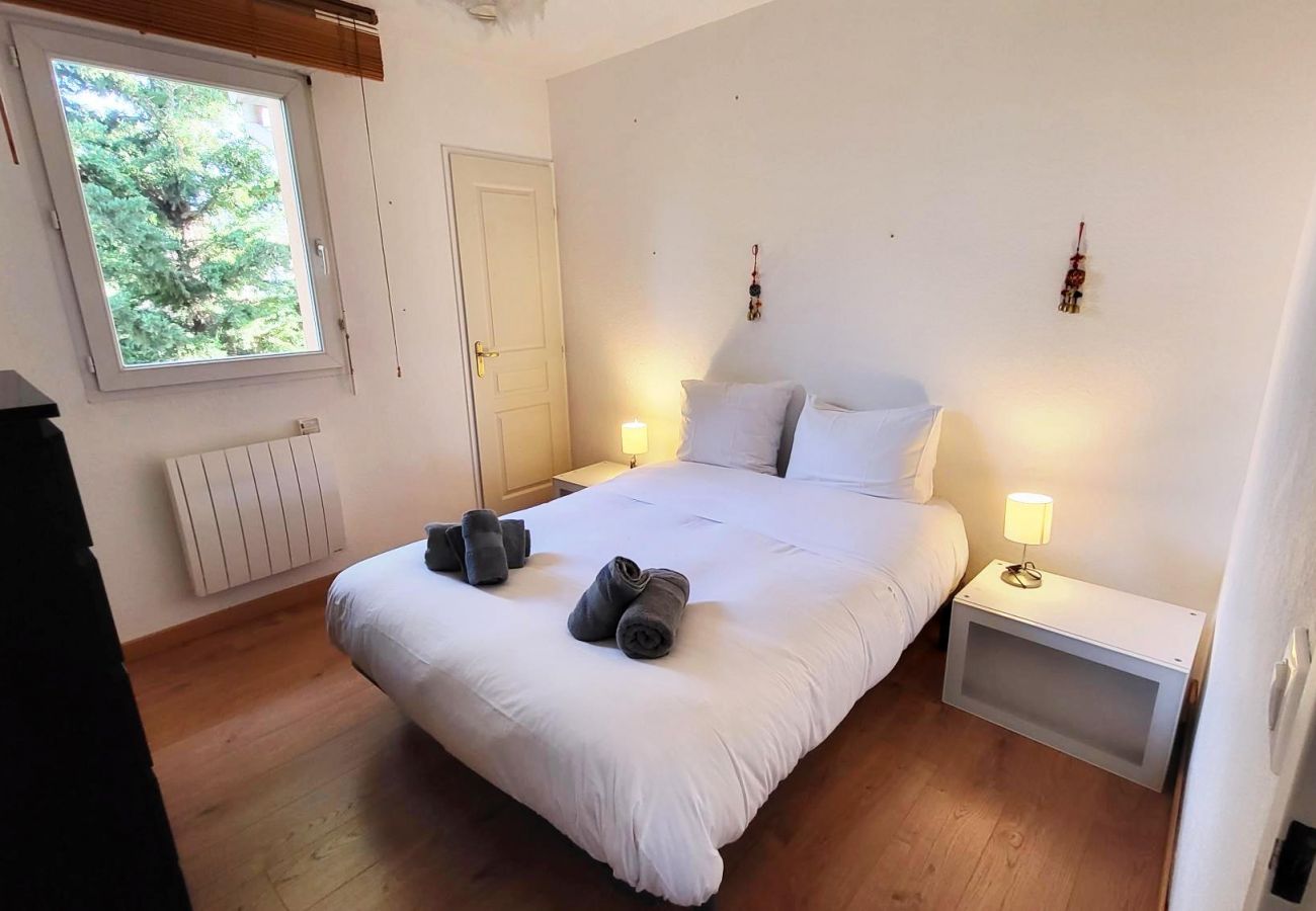 Apartment in Aix-en-Provence - AIX LA DURANNE - 4 PIECES 6 PERSONNES