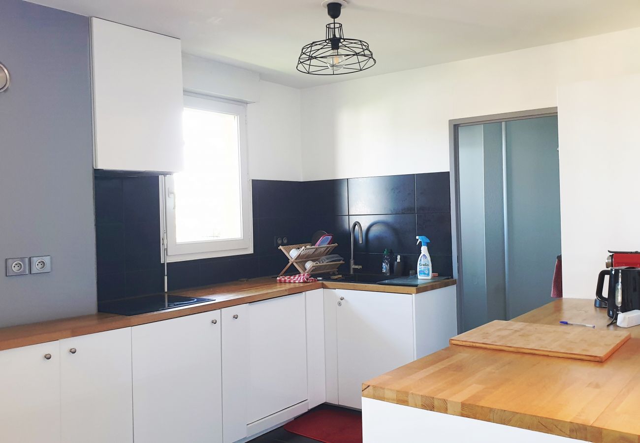 Apartment in Aix-en-Provence - AIX LA DURANNE - 4 PIECES 6 PERSONNES