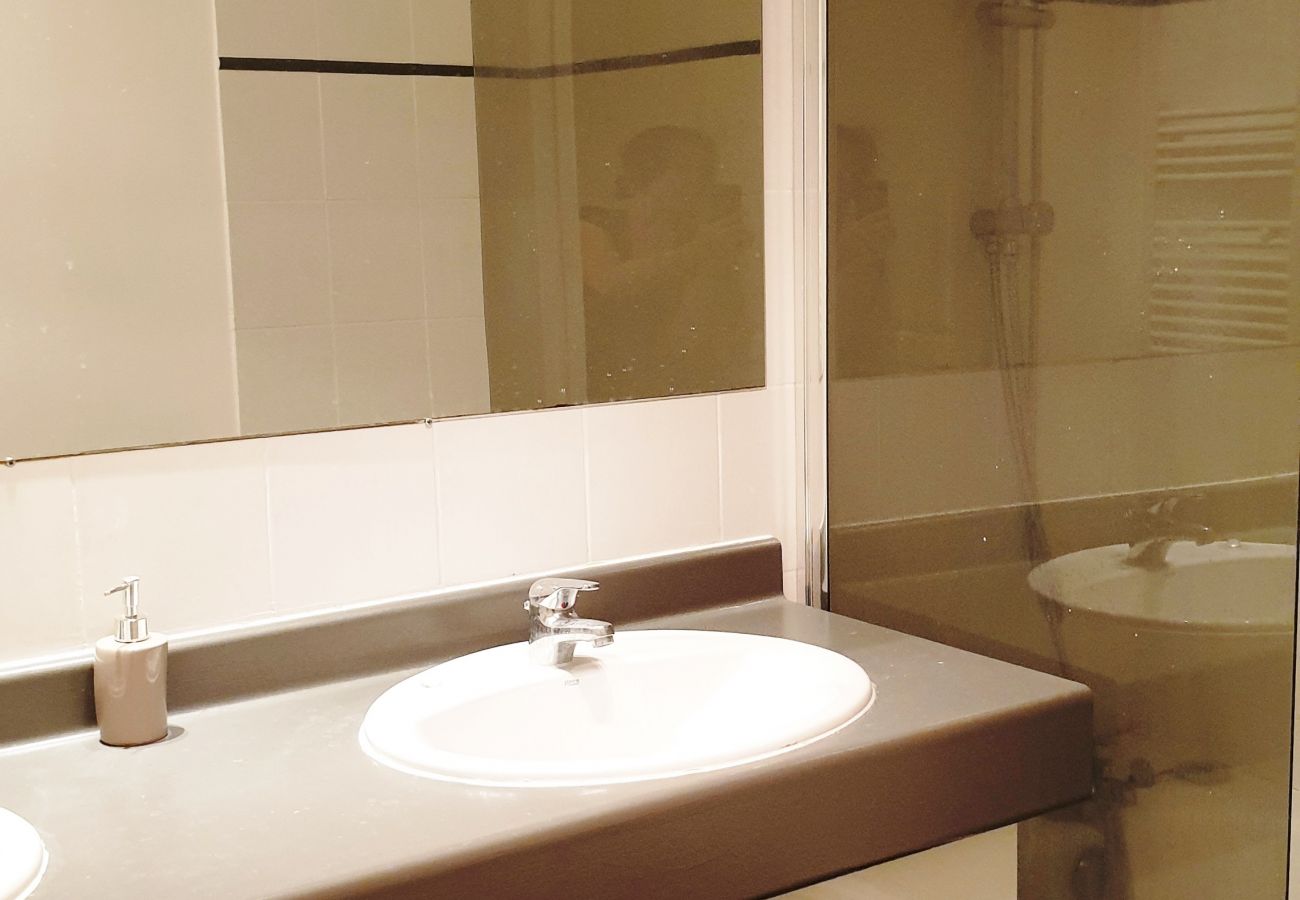 Apartment in Aix-en-Provence - AIX LA DURANNE - 4 PIECES 6 PERSONNES