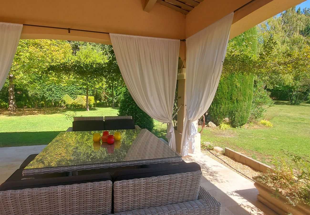 Villa in Rognes - VILLA TESSA 14 personnes - ROGNES PROCHE AIX EN PR
