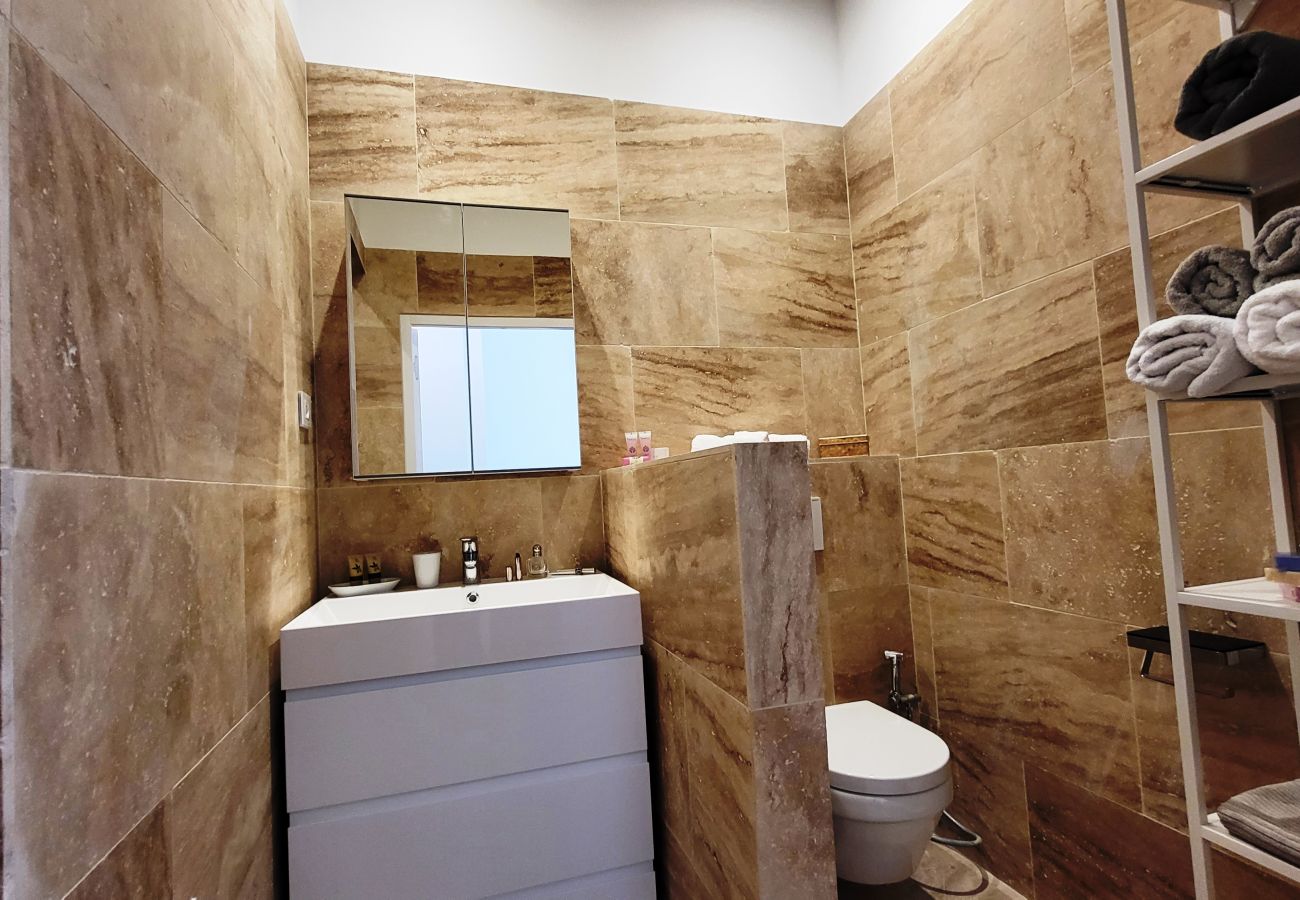 Villa in Rognes - VILLA TESSA 14 personnes - ROGNES PROCHE AIX EN PR