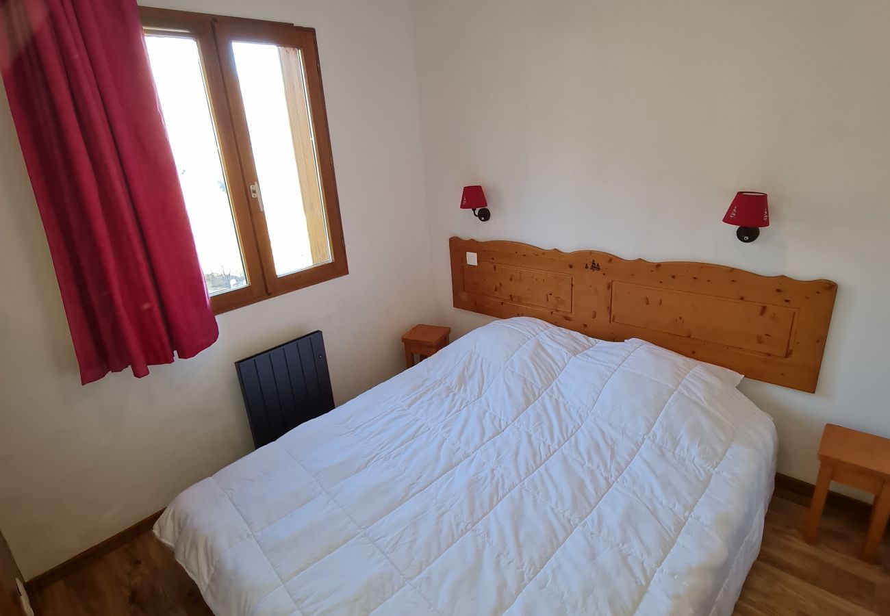 Apartment in Puy-Saint-Vincent - HDE2P6906 - Appartement 2 pieces 6 personnes