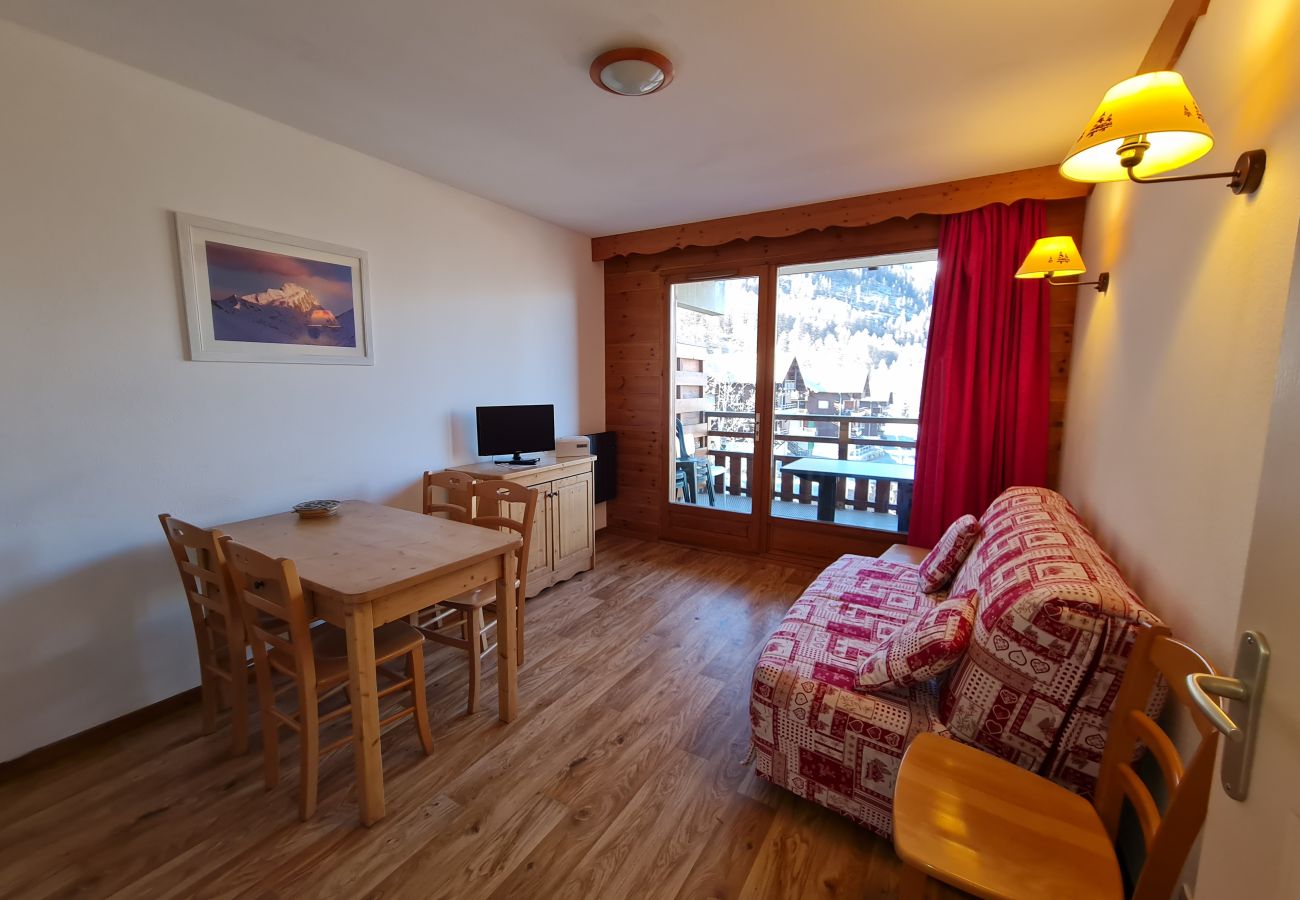 Apartment in Puy-Saint-Vincent - HDE2P6906 - Appartement 2 pieces 6 personnes