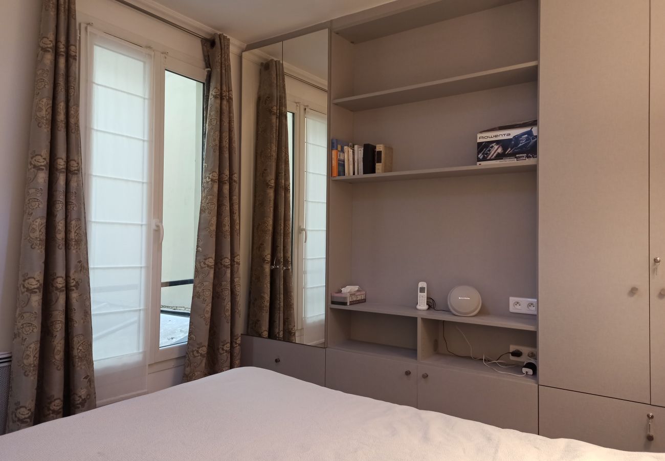 Apartment in Paris - Rue du Faubourg Saint Honoré #1 - Paris 8 - 217032