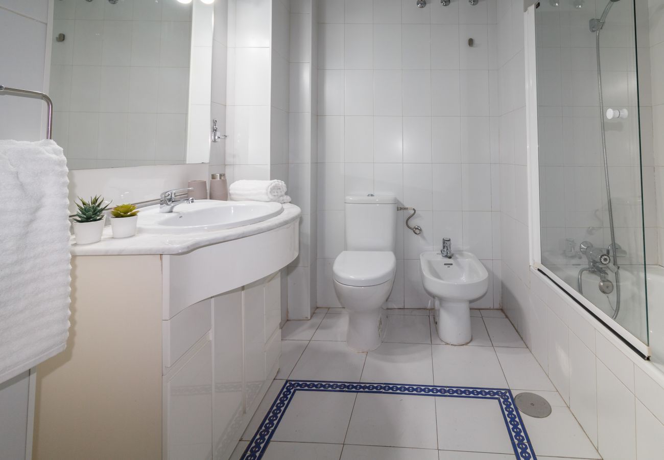 Apartment in Seville - Apartments2be Sara MT