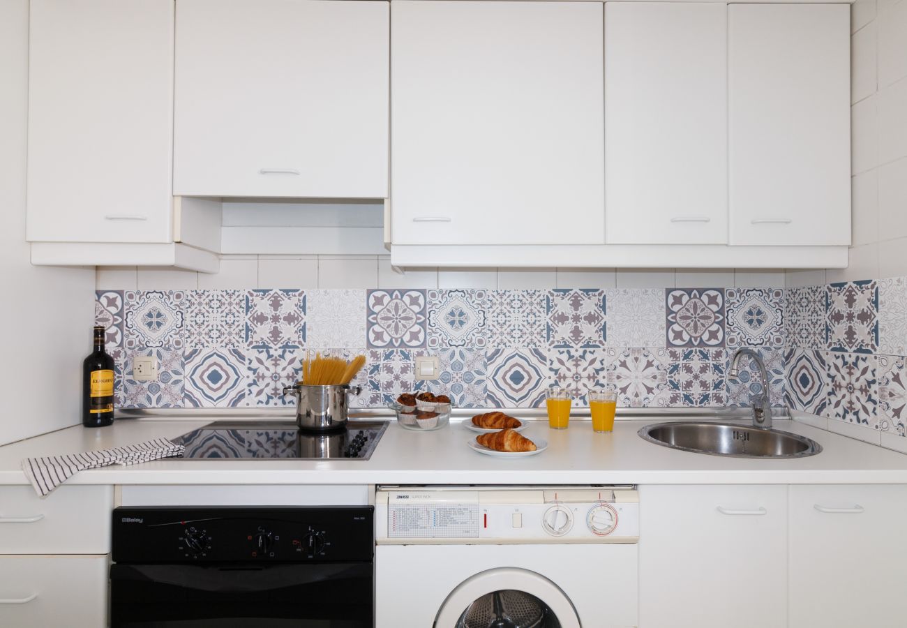 Apartment in Seville - Apartments2be Sara MT