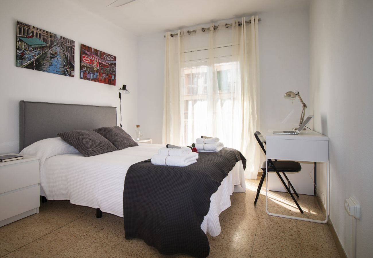 Apartment in Hospitalet de Llobregat - Apartment ENXEBRE