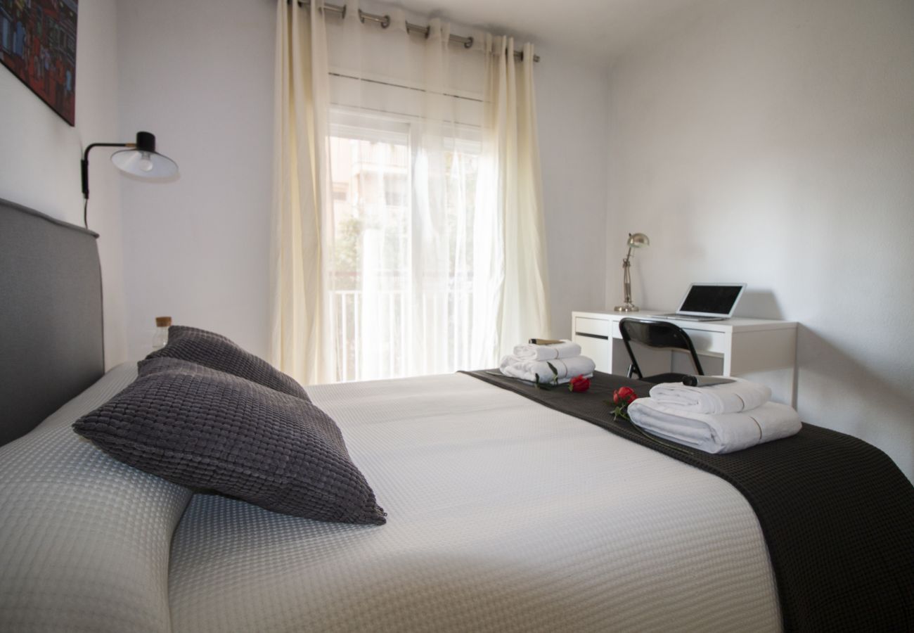 Apartment in Hospitalet de Llobregat - Apartment ENXEBRE