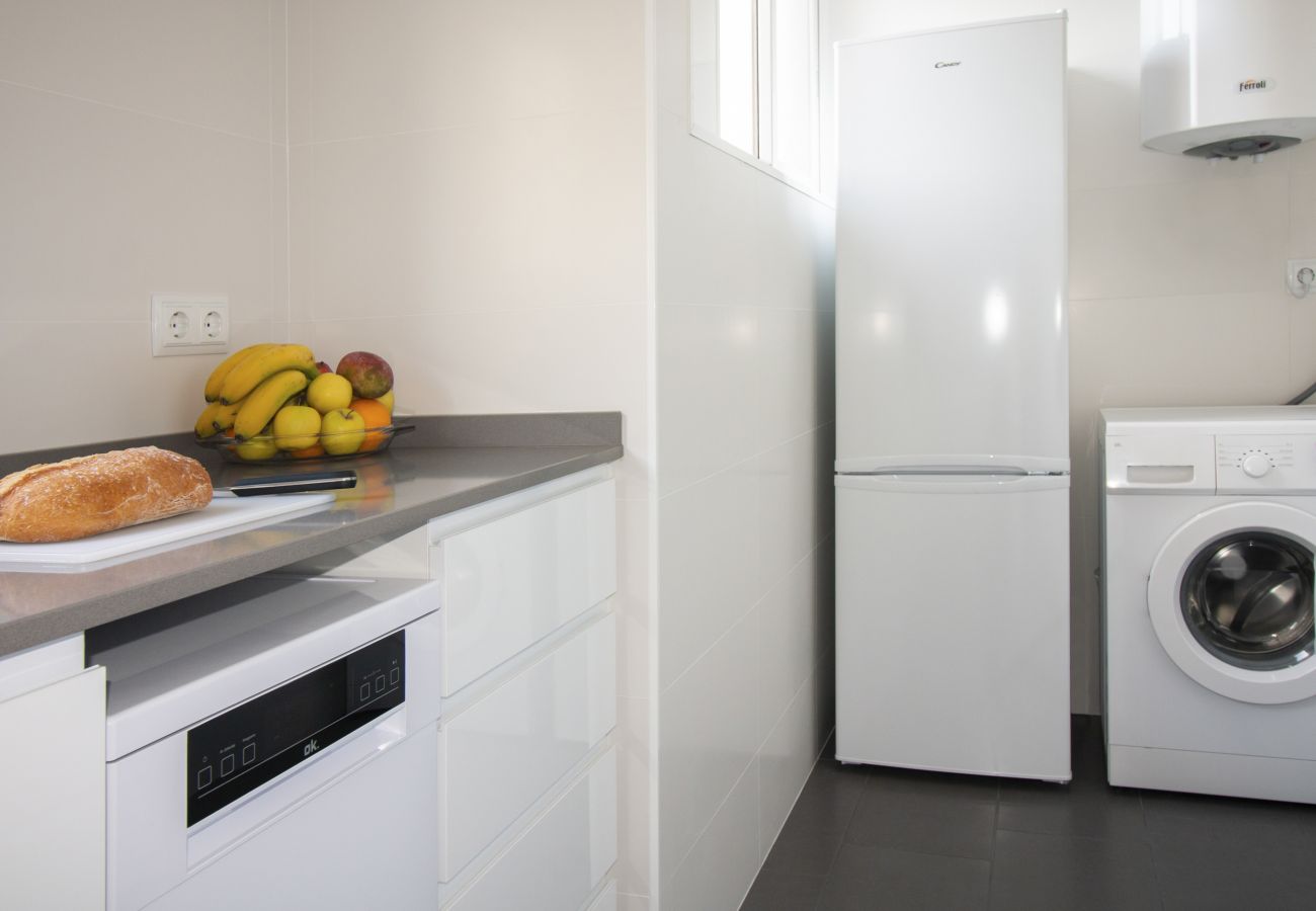 Apartment in Hospitalet de Llobregat - Apartment ENXEBRE
