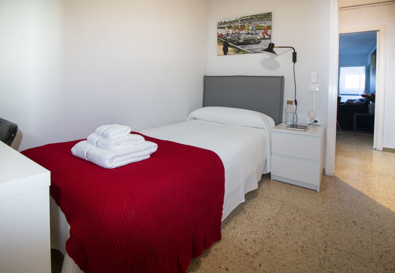 Apartment in Hospitalet de Llobregat - Apartment ENXEBRE