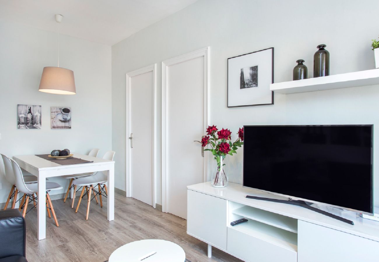 Apartment in Hospitalet de Llobregat - Apartments2be Marti & Julia MT